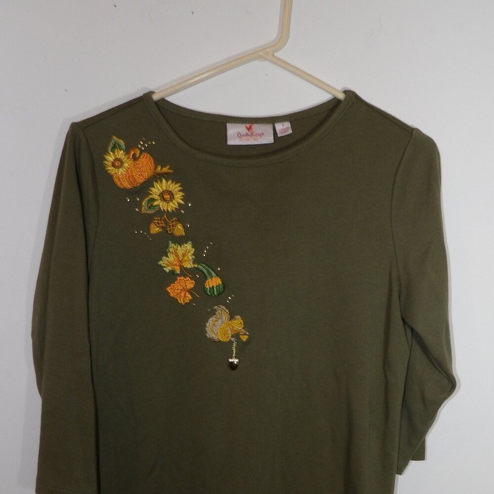 Fall Quacker Factory Shirt Top Green Beaded Floral Embellished 3/4 Sleeve Small - Picture 2 of 4